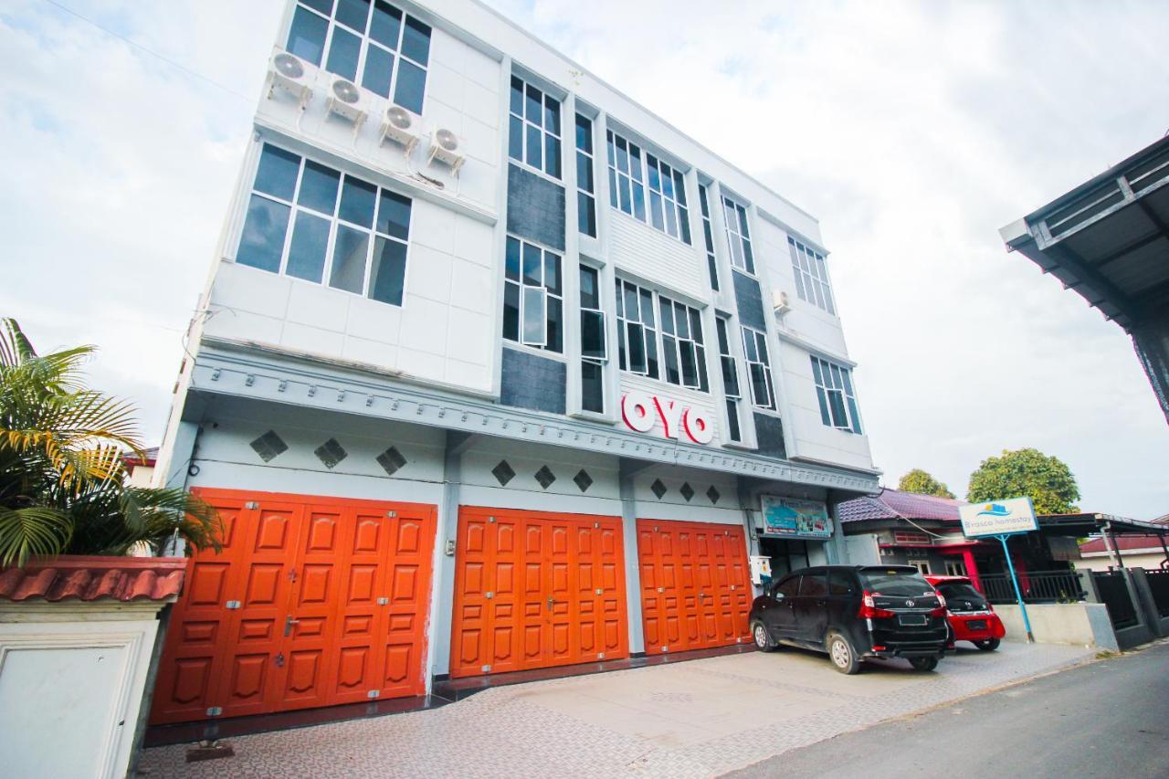 Oyo 2659 B'Rasco Homestay Syariah Duri Exterior foto